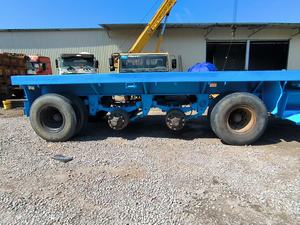 Remolque de Plataforma de Servicio Pesado de <span class=keywords><strong>Cuatro</strong></span> Ejes <span class=keywords><strong>y</strong></span> <span class=keywords><strong>Ochenta</strong></span> Toneladas para Transporte de Carga, Semirremolque Portacontenedores - Product Image 3