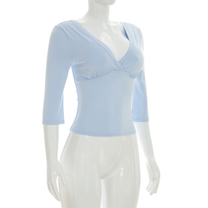 Viviblook C26TP140 T-shirt décontracté pour femme, couleur unie, col en V, crop top pour femmes - Product Image 2