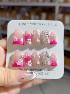 Nuevas <span class=keywords><strong>uñas</strong></span> de pato de estilo francés de lujo con diamantes de imitación Diseño personalizado <span class=keywords><strong>Uñas</strong></span> artificiales Patrón cuadrado para aplicación <span class=keywords><strong>en</strong></span> los dedos - Product Image 6