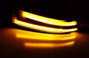 ไฟเลี้ยว LED แบบไดนามิกคุณภาพสูง ADT สำหรับรถยนต์รุ่น W176 W246 W204 W212 C204 Cla Cls Gla Gl พร้อมมาตรฐาน E-mark และกระจกรมดำ - Product Image 6