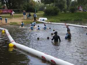 Barreira Inflável de Ondas - Proteção Confiável para Áreas de Natação e Esportes Aquáticos - Product Image 3
