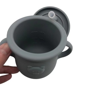 Tasse à paille en silicone pour bébé, qualité alimentaire, sans BPA, sûre pour les tout-petits, tasse à eau pour repas, tasse à bec pour nourrissons, vaisselle - Product Image 2