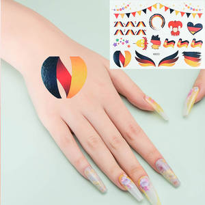 Autocollant de tatouage temporaire artistique d'usine Five & Ten GMPC/Sedex/ISO/EUDR pour décor quotidien de fête, visage abstrait et design <span class=keywords><strong>géométrique</strong></span> - Product Image 4