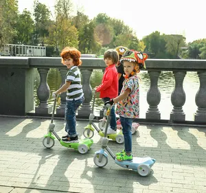 3 ruote 3 anni + ruote magiche dei bambini 4kg/5.25kg stanno sul giro sul motorino di scossa dei giocattoli elettrico per le vendite