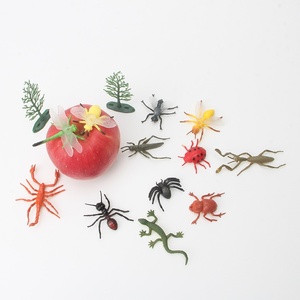 12 Modelli di Insetti Artificiali in PVC, Mini Ornamenti Animali per il Commercio <span class=keywords><strong>Estero</strong></span>: Coccinelle, Ragni, Coleotteri, Libellule, Scorpioni per la Maternità - Product Image 4