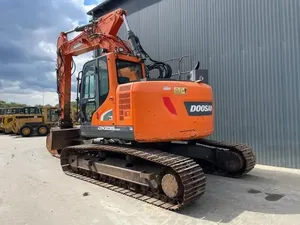 Excavatrice sur chenilles Doosan DX235LCR d'occasion, pelle hydraulique, machine de terrassement sur chenilles pour la construction - Product Image 6