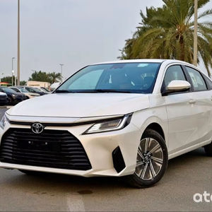 Perfecto estado y limpieza usado para YO TA YARISs YX 1.3L GASOLINA CVT 2024 MODELO AÑO COLOR <span class=keywords><strong>BLANCO</strong></span> Coches listos para usar - Product Image 2