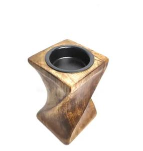 Caja de incienso de lujo de madera y resina con orificios de ventilación para una experiencia segura de quemado de incienso. - Product Image 5