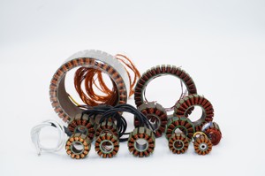 Shende Motor <span class=keywords><strong>Stator</strong></span> Wicklungsset Maßgefertigter Rotor Eisenkern Hochfester Selbstklebender Siliziumstahl 10MM Wellengröße - Product Image 3