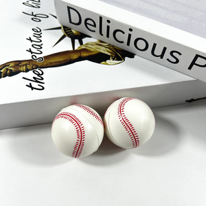 Vente en gros de mini balles anti-stress en mousse PU de 3,8 cm, entièrement imprimées, sur le thème du sport (football, basketball), jouet sensoriel à élasticité thermique, en vrac - Product Image 6