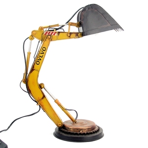 Lámpara de Mesa Creativa de Estilo Industrial con Forma de Excavadora de Hierro Retro, Lámpara Decorativa Estilo Americano Antiguo para <span class=keywords><strong>Bar</strong></span> y Restaurante LOFT - Product Image 1