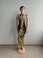 Robe longue légère et ajustée avec ceinture froissée, grande taille, pour femmes adultes, collection 2026, vente chaude du fabricant d'origine, avec foulard assorti