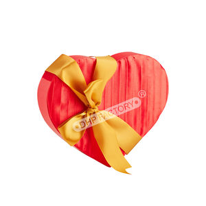 Caja de regalo con tapa y Base clásica de lujo para el Día de San Valentín, lazo de cinta con logotipo personalizado, cajas ciegas rígidas con forma de corazón de belleza romántica - Product Image 4
