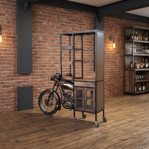 Grand comptoir de bar industriel et vintage en fer forgé, mobilier de style automobile ancien pour appartement, salle à manger extérieure, salon ou chambre - Product Image 2