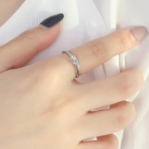 Anello a Forma di Cuore per Donne, Elegante Gioiello da Dito per Uso Quotidiano - Product Image 2