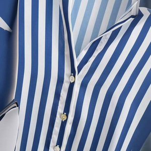 Camicie Casual da <span class=keywords><strong>donna</strong></span> con colletto <span class=keywords><strong>a</strong></span> <span class=keywords><strong>righe</strong></span> <span class=keywords><strong>a</strong></span> maniche lunghe con stampa blu <span class=keywords><strong>e</strong></span> bianco - Product Image 5