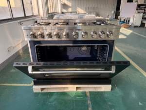 48 pouces. 7,84 Cu. Cuisinière à gaz 7 brûleurs avec four à convection, plaque de cuisson en acier inoxydable, dispositif de sécurité gaz, porte noire mate, usage domestique - Product Image 4