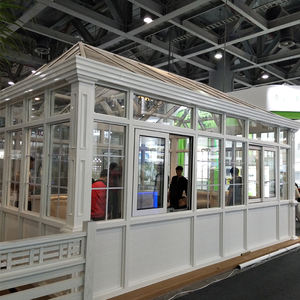 حديقة حديثة فاخرة من الألومنيوم مع نظام تهوية وسقف من الزجاج المقسى للحماية من فوق البنفسجية - Product Image 4