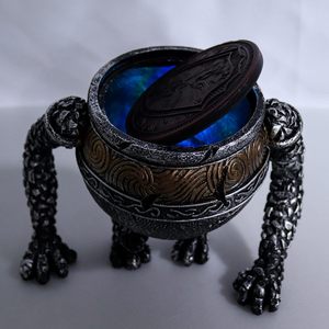 Urne en résine Nezababy en forme de dragon avec intérieur vert et couvercle rouge pour la décoration de la maison et les collections - Product Image 5