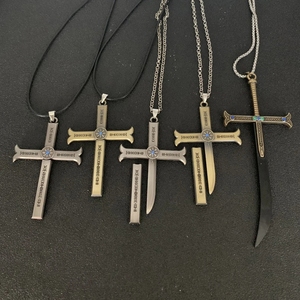 Collar con Colgante de Cruz de Dracule Mihawk, Amistad, Regalo para Hombres y Mujeres, Amuleto de Anime, Desmontable, Retro, Gargantilla, Joyería para Hombre - Product Image 1