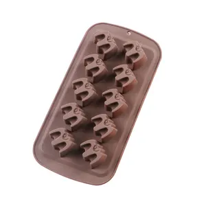 Kitchen Accessories Baking Tools Eco-friednly BPA-free Halloween Bat Design Biscuit Chocolate 10 Cavity Silicone DIY Cake Moulds
