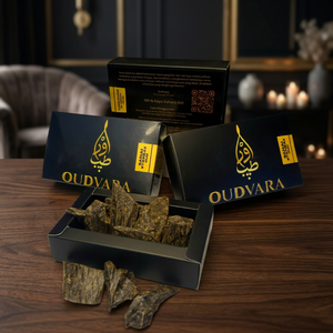 Oudvara Sanai Syahbaz Oud 100g, un oud de qualité supérieure avec un parfum profond et captivant, idéal pour la combustion du bakhoor. - Product Image 1