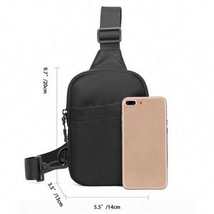 Nueva llegada: Bolso de pecho para hombre, mini bandolera portátil de ocio para viaje - Product Image 4