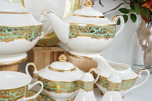 Nabor <span class=keywords><strong>new</strong></span> <span class=keywords><strong>bone</strong></span> <span class=keywords><strong>china</strong></span> 50 pezzi in rilievo oro cena set di stoviglie reali stoviglie di lusso - Product Image 4