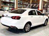 Электромобиль Emgrand EV450 2019 года, леворульный, 4-дверный, 5-местный, компактный, запас хода CLTC 400-418 км, 52 кВт·ч, 100-150 кВт.