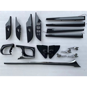 Molduras Interiores para Hilux Revo 2015-2021, Juego de 14 Piezas de Molduras de Fibra de Carbono, Decoración <span class=keywords><strong>Interior</strong></span> de Carbono para Hilux Revo, 16 Colores - Product Image 1