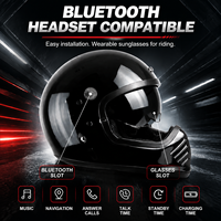Casque de moto intégral blanc classique avec visière solaire intégrée pour adultes, équipement de protection vintage pour motards Cafe Racer Cruiser