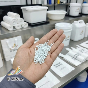 Masterbatch Colorato ad Alta Concentrazione per Sacchi Tessuti, Tubi, Fogli e Prodotti in Plastica - Product Image 1