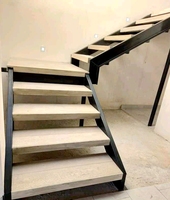 Escalier droit moderne sur mesure à double poutre pour usage commercial et résidentiel intérieur
