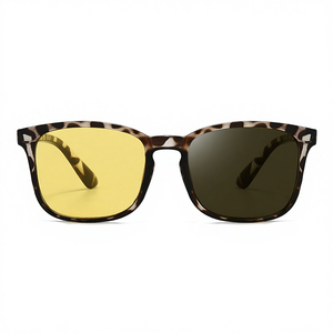 Lunettes Photochromiques Légères Classiques Couleurs Tendance 2025 – Anti-éblouissement pour la Conduite Nocturne et Protection UV400 pour Conducteurs - Product Image 1