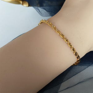 Bracelet en acier inoxydable torsadé pour hommes et femmes, bijoux torsadés à la mode, vente en gros - Product Image 4