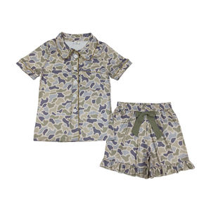Sans Tarifs, Contactez-nous GSSO3135 RTS Vêtements Occidentaux Femme Gris Vert Camouflage Nœuds <span class=keywords><strong>Polo</strong></span> Manches Courtes Shorts Ensemble Pyjama Maman & Bébé - Product Image 1