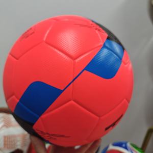 Balón de Fútbol de Calidad Profesional Diseñado Según las Especificaciones de la Copa Tri-Naciones 2026 para Uso Profesional - Product Image 2