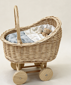 Panier <span class=keywords><strong>en</strong></span> saule fabriqué <span class=keywords><strong>en</strong></span> usine avec poignée, poussette pour poupée <span class=keywords><strong>en</strong></span> <span class=keywords><strong>osier</strong></span> avec roues, <span class=keywords><strong>chariot</strong></span> pour poupée avec pieds KD - Product Image 4