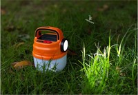 Newish Lampe de poche LED à énergie solaire Rechargeable par USB Corps en ABS blanc Portable Lampe de camping d'urgence certifiée ROHS