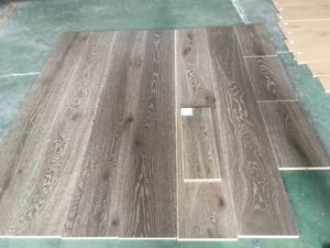 Pavimento in Rovere Europeo Naturale per Interni, Multistrato, Plancia Larga, Rovere Bianco con Superficie Affumicata, Parquet Ingegnerizzato - Product Image 4