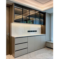 Armoires de présentation pour restaurant en bois massif de haute qualité personnalisables, solutions de rangement, armoire de salle à manger moderne, élégante et stylée