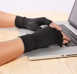 Gants de compression unisexes sans doigts, antidérapants, légers et respirants pour les gonflements, le syndrome du canal carpien, le doigt goupillé et la tendinite - Product Image 2