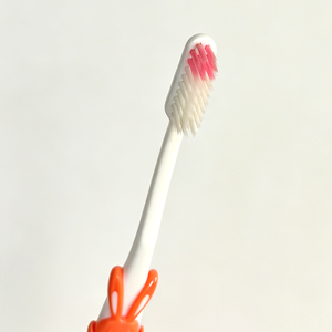 Brosse à dents manuelle pour enfants, motif lapin mignon, poils souples, pour usage domestique, protège les dents sensibles, vente en gros - Product Image 5