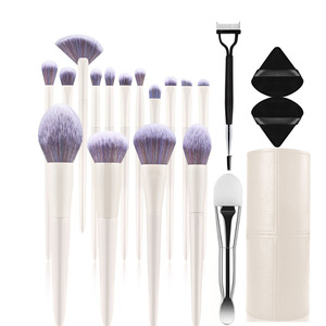 20 pinceaux éventail professionnels en fibres synthétiques avec manche en bois, personnalisables avec logo, format voyage, marque privée, pour kit cosmétique de luxe - Product Image 5