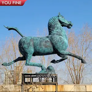 Large Famous Bronze Horse Stepping on Flying Swallow Sculpture