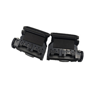 แผ่นบังลมหลังรถยนต์ Lexus Air Vent 55883-60010 สีดำ วัสดุ ABS ติดตั้งด้วยเทปกาว 3M - Product Image 5