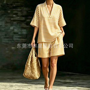 Ensemble de costume décontracté rayé pour femmes, col en V, coupe ample, short, mode streetwear d'été, SMLXLXXLXXXL, bleu, rouge, jaune, vert, rose, noir - Product Image 4