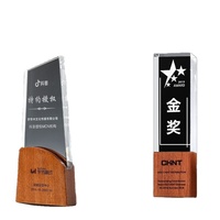 Nouveau trophée de cristal pentagramme créatif automobile utilisateur final cible impression UV matière plastique récompensé concours de cartes de licence