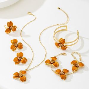 Conjunto de Joyería Vintage para Mujer, Chapado en Oro, Aleación Metálica con Esmalte de Aceite, para Aniversarios y Ocasiones Especiales - Product Image 5