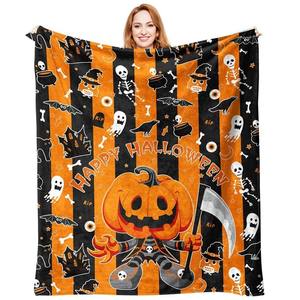 Manta de franela de Halloween para mujeres y hombres, manta de regalo con temática de Halloween de 50x60 pulgadas, manta suave con murciélago de araña de calabaza para niños y niñas - Product Image 5